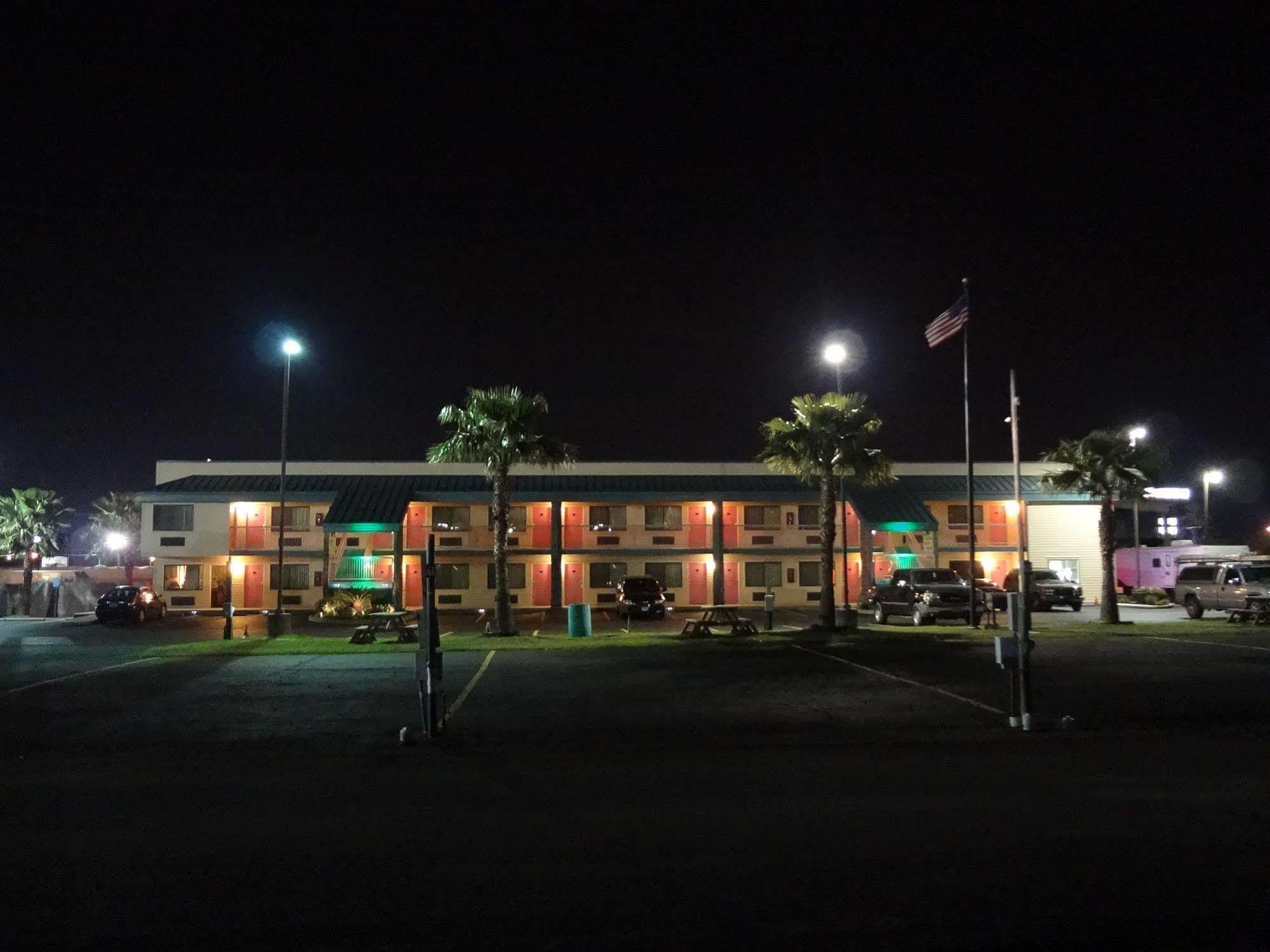Nola Inn & Suites New Orleans Exteriér fotografie
